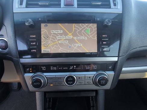 Used 2017 Subaru Outback 2.5i Limited image 25