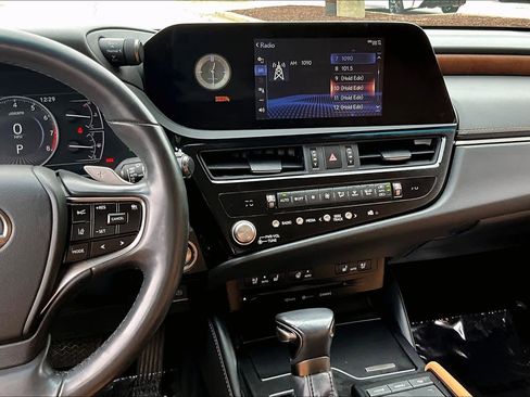 Used 2022 Lexus ES 350 w/ Premium Package FWD image 7