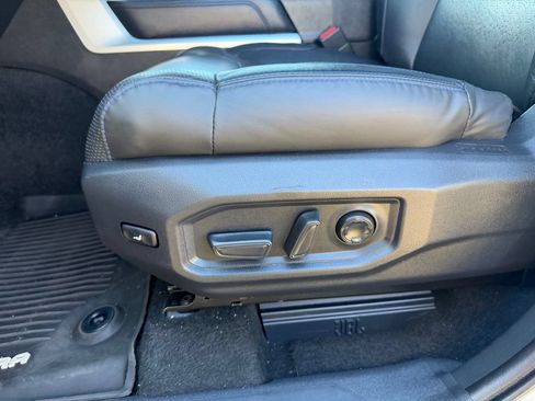Used 2022 Toyota Tundra Platinum w/ Advanced Package AWD/4WD image 14