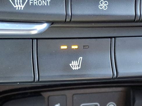 Used 2020 Hyundai Santa Fe SEL image 24