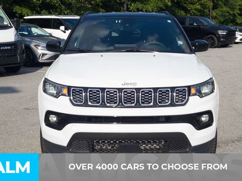 Used 2025 Jeep Compass Limited AWD/4WD image 2