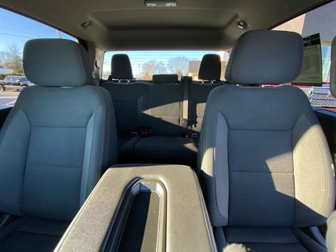 Used 2025 Chevrolet Silverado 2500 Custom w/ Custom Value Package image 26