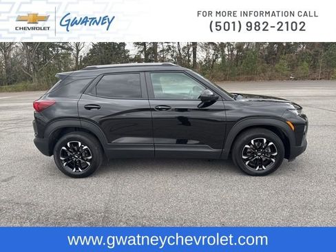 Used 2022 Chevrolet TrailBlazer LT w/ Convenience Package image 4