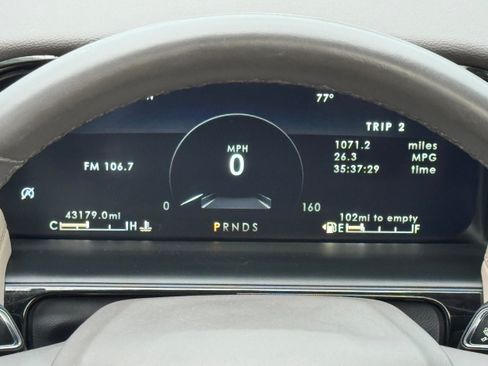 Used 2023 Lincoln Nautilus Reserve AWD/4WD image 17