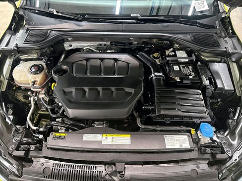 Used 2022 Volkswagen GTI Autobahn FWD image 33