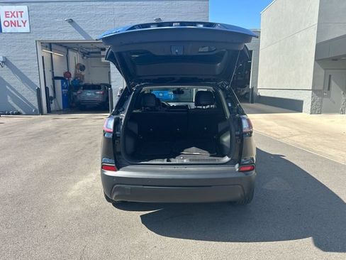 Used 2023 Jeep Cherokee Altitude Lux AWD/4WD image 26