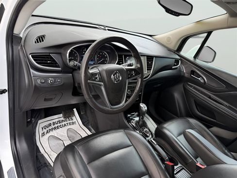 Used 2020 Buick Encore Essence image 14