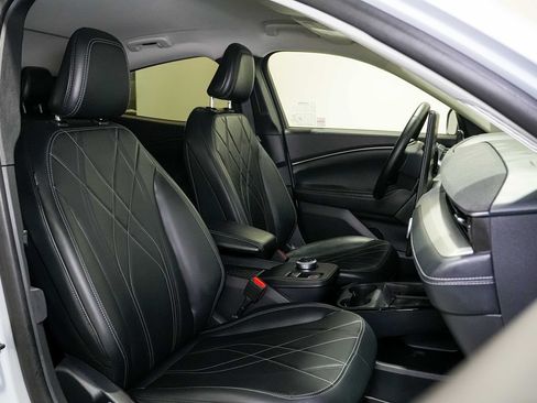 Used 2023 Ford Mustang Mach-E Select RWD image 19
