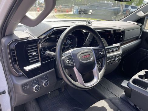 Certified 2023 GMC Sierra 1500 Elevation w/ LPO, Elevation Black Package AWD/4WD image 10