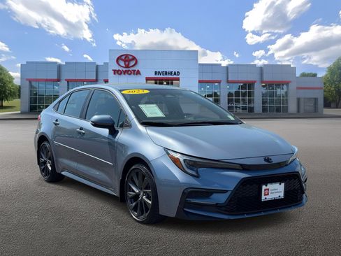 Certified 2023 Toyota Corolla SE FWD image 2
