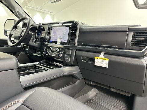 New 2025 Ford F250 Lariat w/ Lariat Ultimate Package image 21
