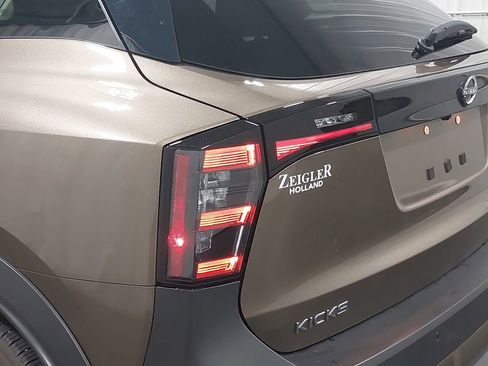 Certified 2025 Nissan Kicks SV image 58