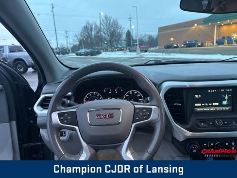 Used 2019 GMC Acadia SLE image 15