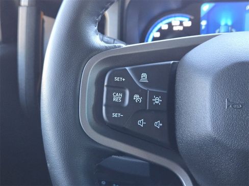 Used 2024 Ford Bronco Badlands image 23