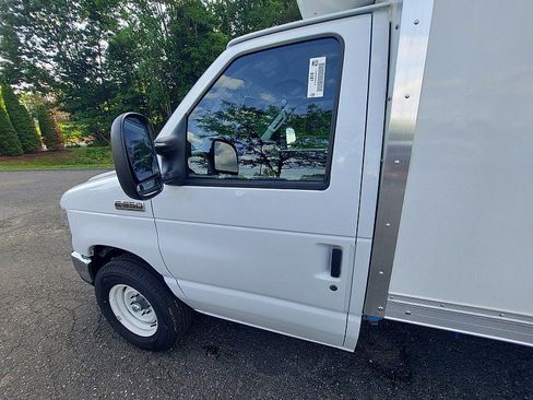 New 2025 Ford E-350 and Econoline 350 Super Duty w/ Power Equipment Group image 42