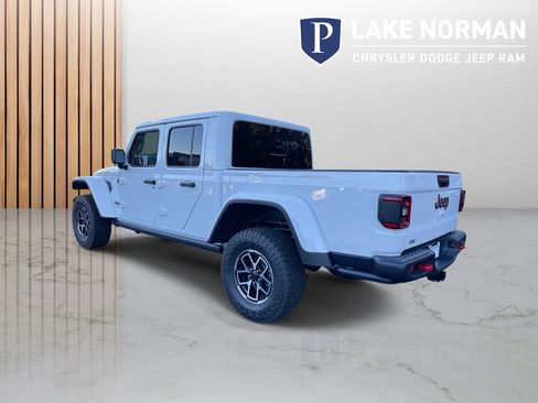 New 2025 Jeep Gladiator Rubicon AWD/4WD image 7