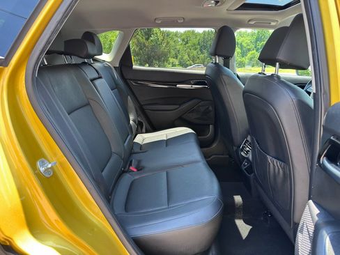 Used 2022 Kia Seltos SX w/ Sunroof Package AWD/4WD image 37