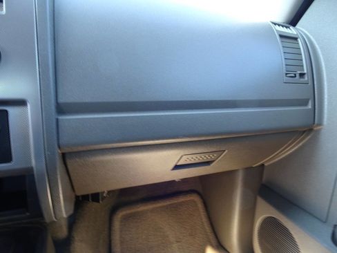 Used 2006 Dodge Dakota SLT w/ SLT Value Group image 29