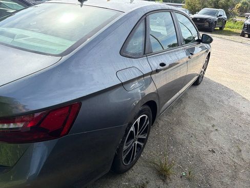 Used 2025 Volkswagen Jetta Sport FWD image 8