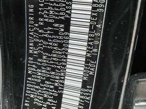 Certified 2024 Toyota Corolla LE image 22