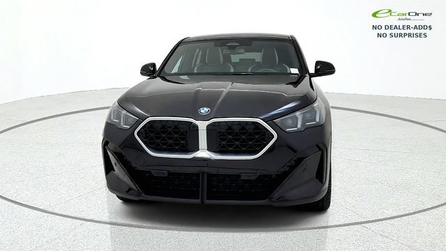 Used 2026 BMW X2 xDrive28i AWD/4WD image 3