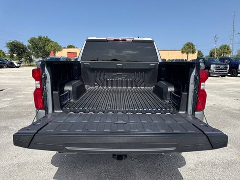 Used 2025 Chevrolet Silverado 1500 LTZ w/ Z71 Off-Road Package AWD/4WD image 29