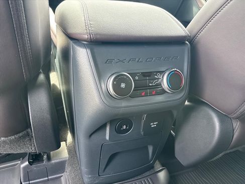 New 2026 Ford Explorer Platinum RWD image 19