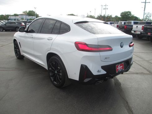 Used 2023 BMW X4 xDrive30i w/ M Sport Package AWD/4WD image 9