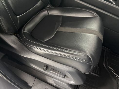 Used 2024 Honda Pilot Touring image 30