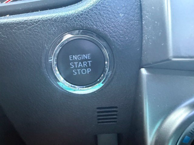 Used 2021 Toyota 4Runner Limited AWD/4WD image 24