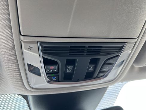 Used 2023 Acura MDX FWD w/ Technology Package image 30