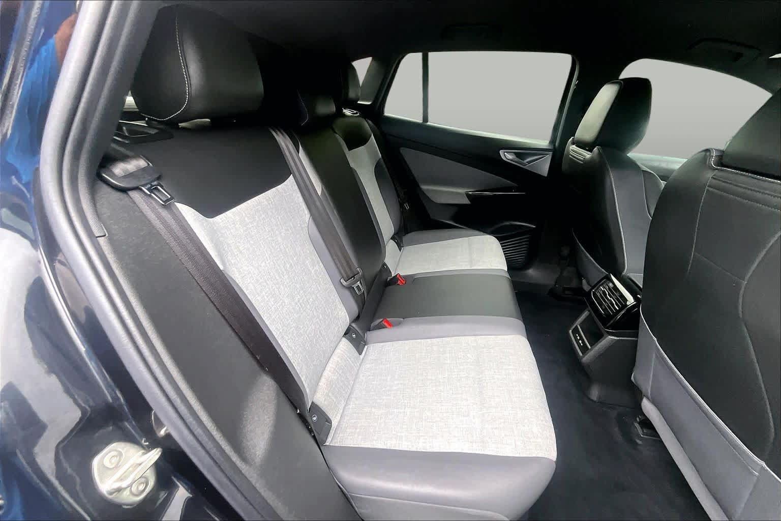 Used 2023 Volkswagen ID.4 Pro RWD image 19