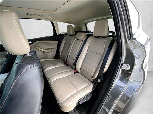 Used 2019 Ford Escape Titanium FWD image 28