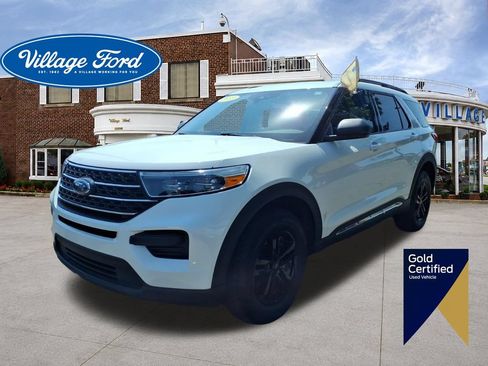 Certified 2023 Ford Explorer XLT AWD/4WD image 1