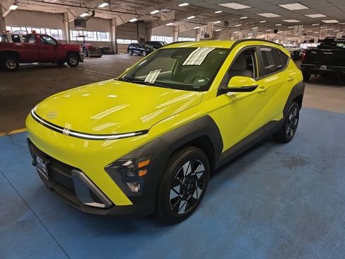 Used 2024 Hyundai Kona SEL AWD/4WD image 12