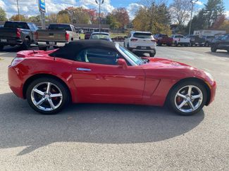 Used 2007 Saturn Sky w/ Premium Trim Pkg video 2
