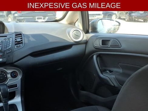 Used 2018 Ford Fiesta SE FWD image 13