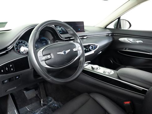 Used 2025 Genesis GV70 2.5T AWD/4WD image 26