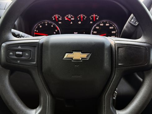 Used 2022 Chevrolet Silverado 2500 Custom w/ Custom Convenience Package AWD/4WD image 13