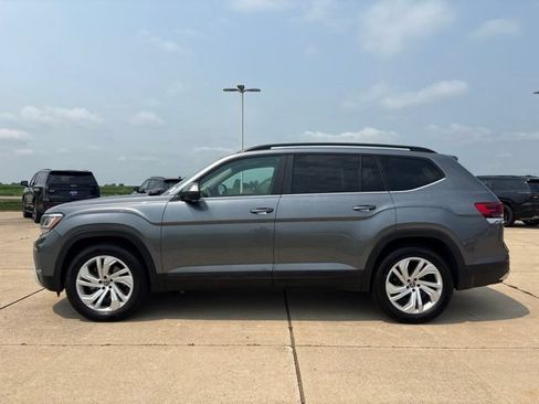 Used 2021 Volkswagen Atlas SE w/ Panoramic Sunroof Package AWD/4WD image 5