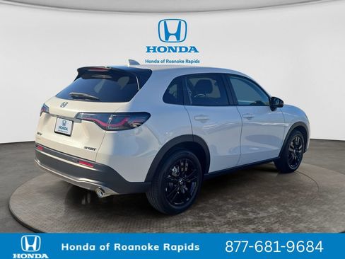 New 2026 Honda HR-V Sport image 5