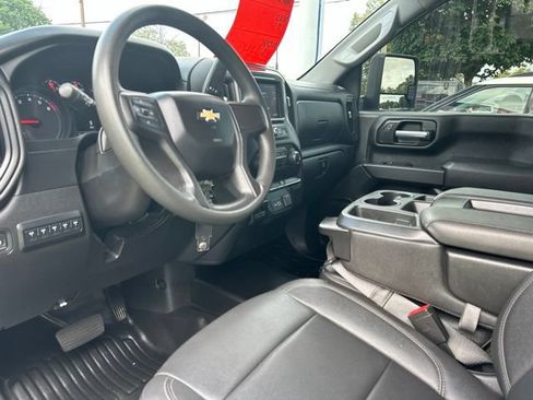 Used 2021 Chevrolet Silverado 2500 W/T w/ WT Convenience Package AWD/4WD image 18