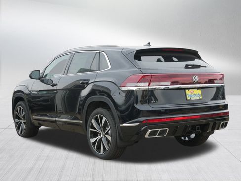 New 2026 Volkswagen Atlas Cross Sport SEL Premium R-Line image 2