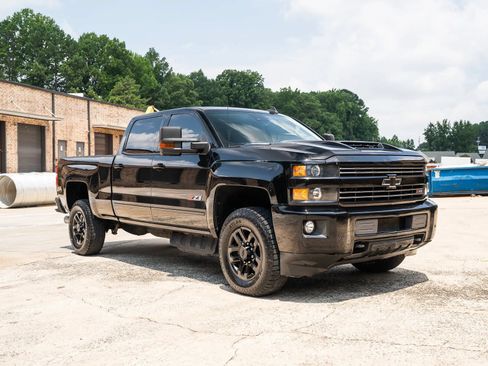 Used 2017 Chevrolet Silverado 2500 LTZ w/ Duramax Plus Package AWD/4WD image 13