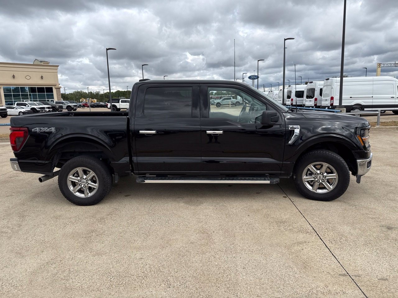 Used 2025 Ford F150 XLT w/ Equipment Group 301A Standard AWD/4WD image 17