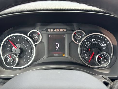 Used 2026 RAM 2500 Big Horn AWD/4WD image 28