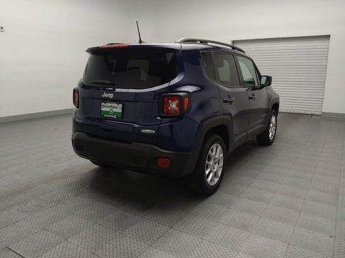 Used 2021 Jeep Renegade Latitude image 9