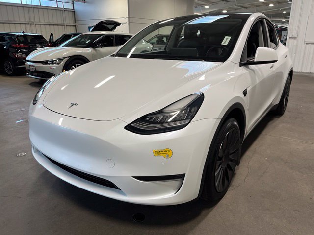 Used 2021 Tesla Model Y Long Range AWD/4WD image 7
