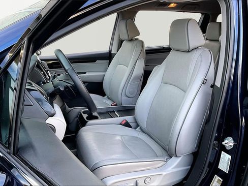 Used 2024 Honda Odyssey Elite image 17