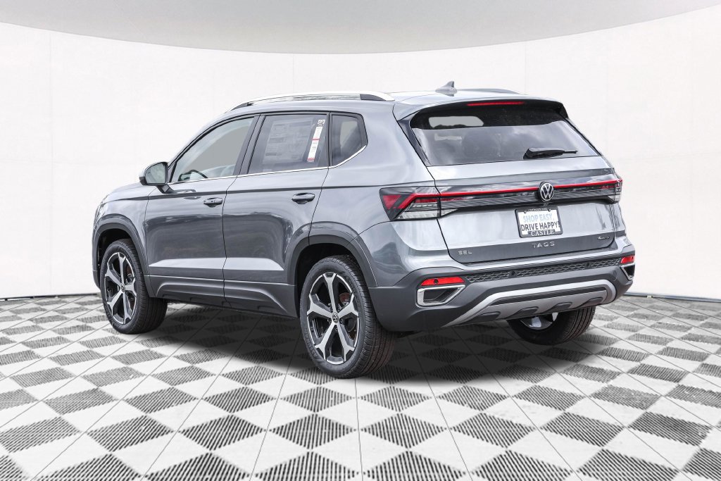 Used 2026 Volkswagen Taos SEL AWD/4WD image 15